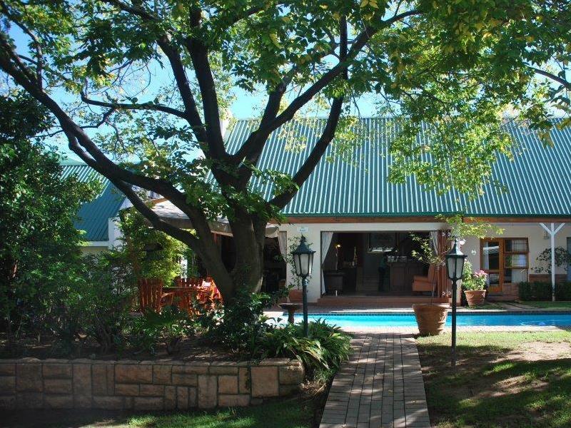 Sunninghill Guest Lodges Johannesburg Esterno foto